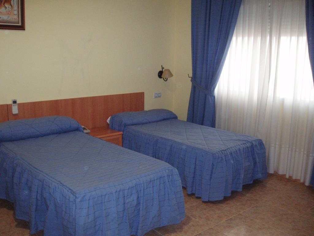 Ocaña Apartahotel Los Hermanos מראה חיצוני תמונה